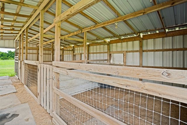 3511 County Road 1108, Celeste, TX 75423