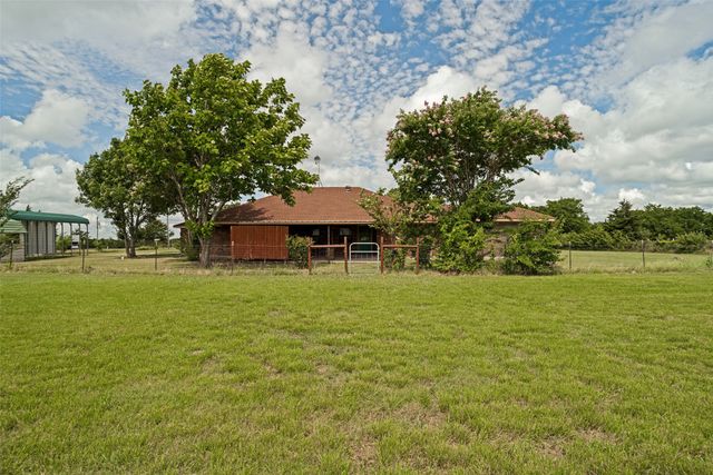 3511 County Road 1108, Celeste, TX 75423