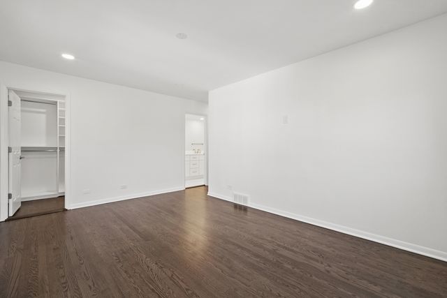 1155 Hackberry Road, Deerfield, IL 60015