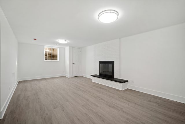 1155 Hackberry Road, Deerfield, IL 60015