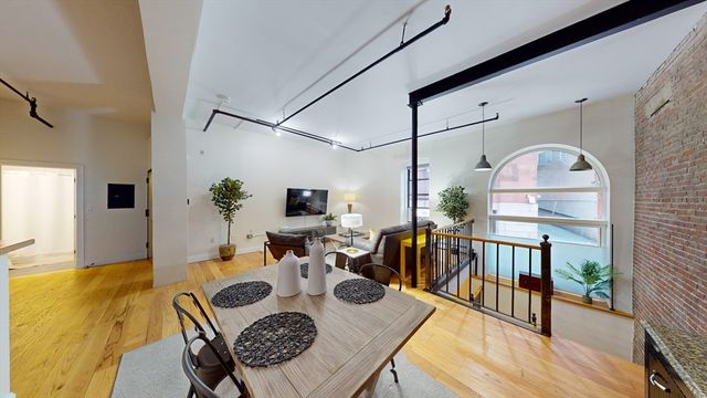 19 Stanhope Street 1D, Boston, MA 02116
