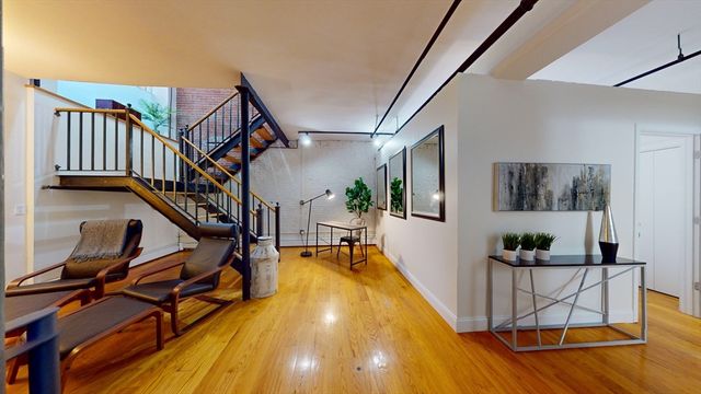 19 Stanhope Street 1D, Boston, MA 02116
