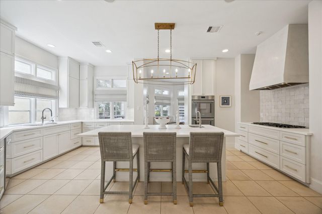 2211 Dunraven Lane, Houston, TX 77019