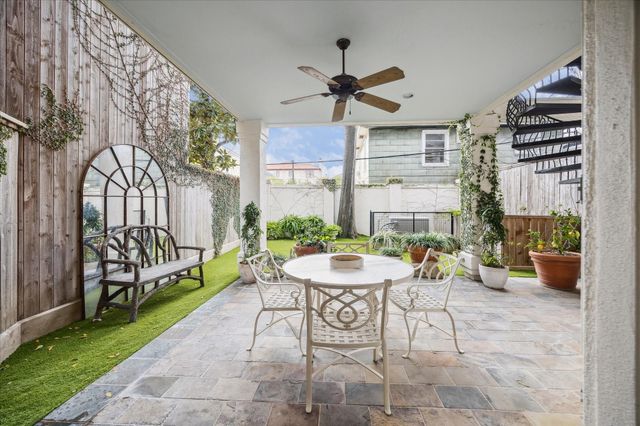 2211 Dunraven Lane, Houston, TX 77019