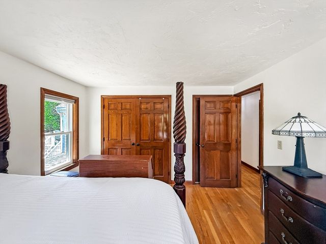 6 Philip St, Hudson, MA 01749