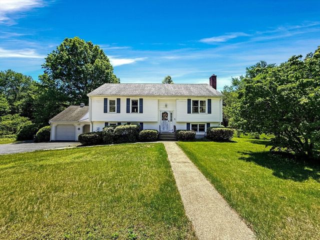 6 Philip St, Hudson, MA 01749