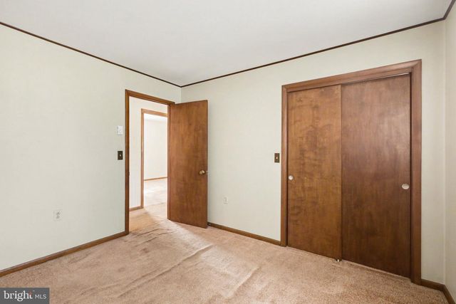 1911 MARY LANE, Carlisle, PA 17013