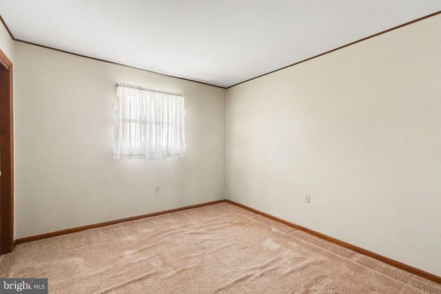 1911 MARY LANE, Carlisle, PA 17013
