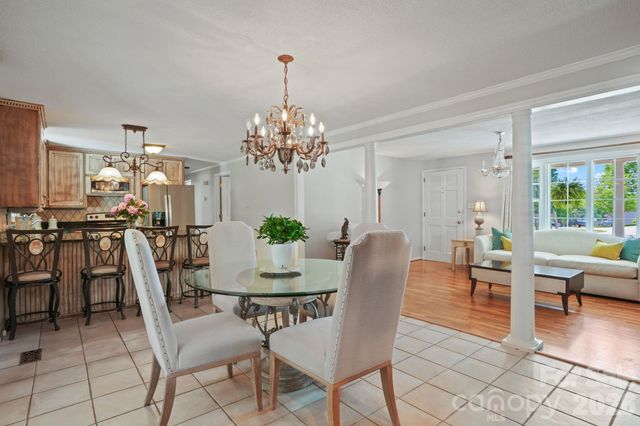 3328 Sulphur Springs Road NE, Hickory, NC 28601