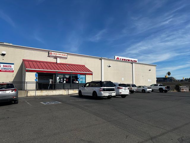 2627 Bechelli Lane, Redding, CA 96002