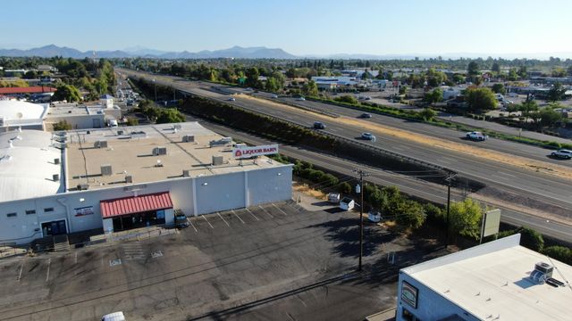 2627 Bechelli Lane, Redding, CA 96002