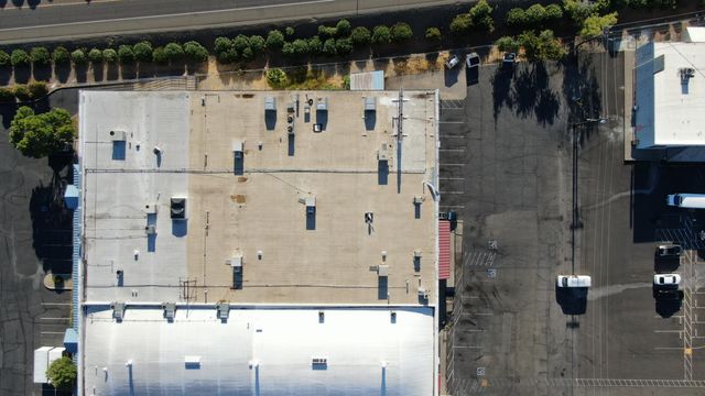 2627 Bechelli Lane, Redding, CA 96002