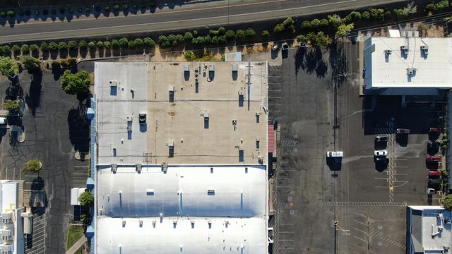 2627 Bechelli Lane, Redding, CA 96002