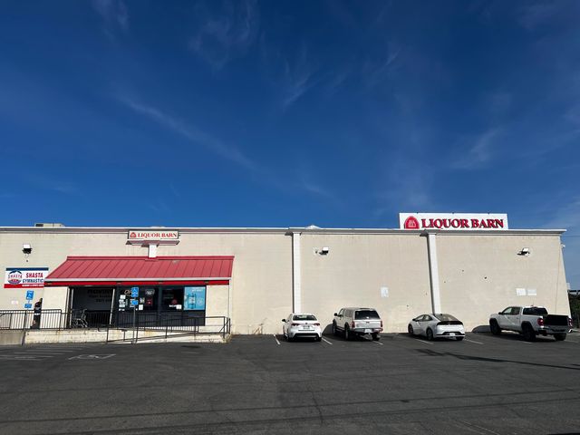 2627 Bechelli Lane, Redding, CA 96002