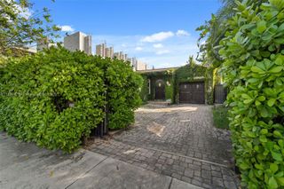 7701 NE 8th Ave, Miami, FL 33138