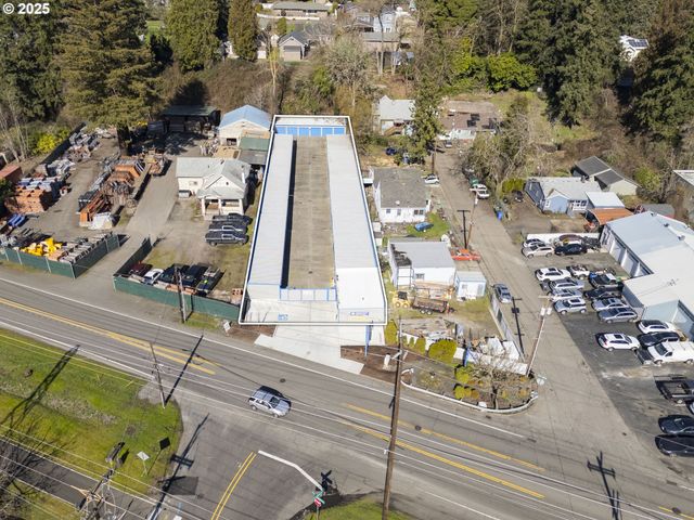 5803 Se JOHNSON CREEK Blvd, Portland, OR 97206