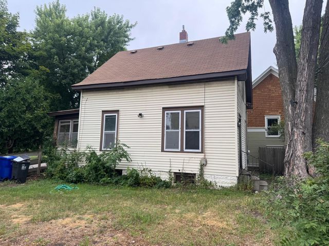 734 Hamline Avenue N, Saint Paul, MN 55104