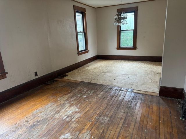 734 Hamline Avenue N, Saint Paul, MN 55104
