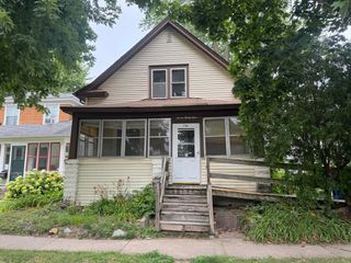 734 Hamline Avenue N, Saint Paul, MN 55104