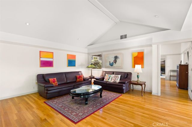 632 S. Grand Avenue, Pasadena, CA 91105