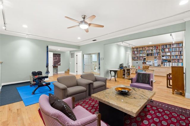 632 S. Grand Avenue, Pasadena, CA 91105