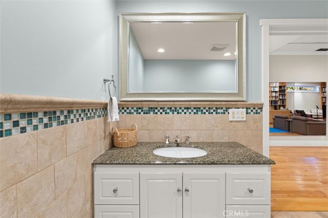 632 S. Grand Avenue, Pasadena, CA 91105