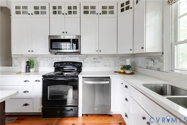 2216 E Marshall St, Richmond, VA 23223