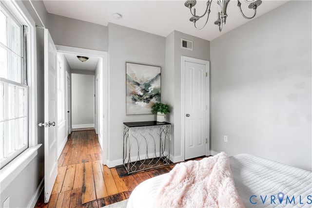 2216 E Marshall St, Richmond, VA 23223