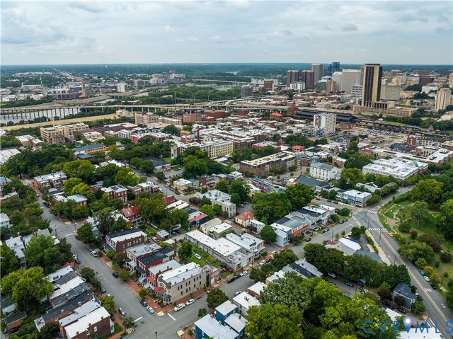 2216 E Marshall St, Richmond, VA 23223