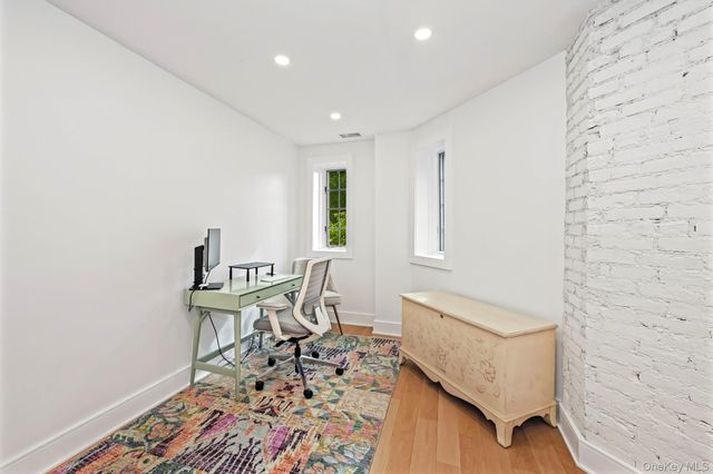 7 Merestone Terrace, Bronxville, NY 10708