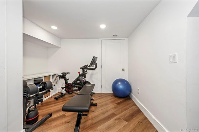 7 Merestone Terrace, Bronxville, NY 10708