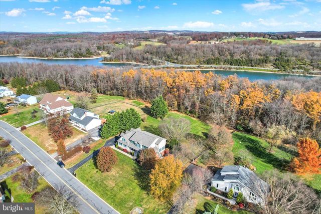 3674 EAGLE RIDGE CT, Hanover, PA 17331