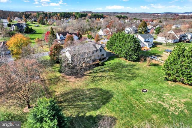 3674 EAGLE RIDGE CT, Hanover, PA 17331