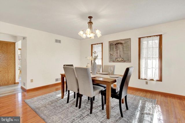 3674 EAGLE RIDGE CT, Hanover, PA 17331