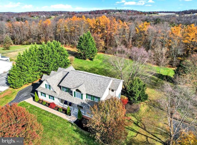 3674 EAGLE RIDGE CT, Hanover, PA 17331