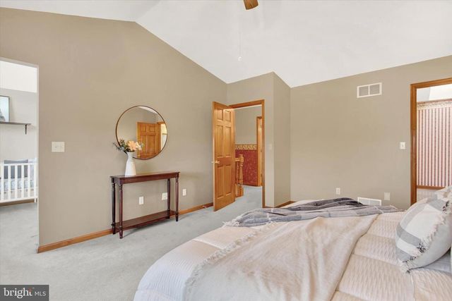 3674 EAGLE RIDGE CT, Hanover, PA 17331