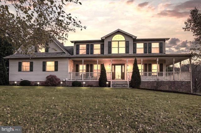 3674 EAGLE RIDGE CT, Hanover, PA 17331