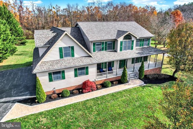 3674 EAGLE RIDGE CT, Hanover, PA 17331