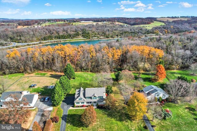 3674 EAGLE RIDGE CT, Hanover, PA 17331