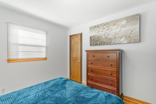 654 N Burns Ave, Valley Center, KS 67147