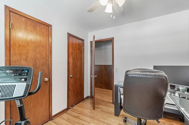 654 N Burns Ave, Valley Center, KS 67147