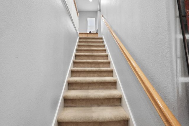 5305 Cottage Cove Dr, Riverbank, CA 95367