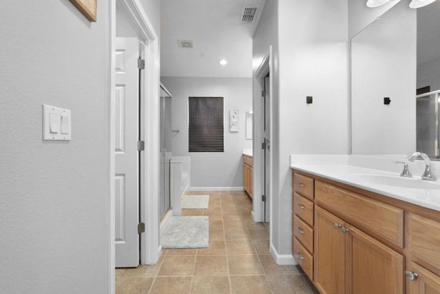 5305 Cottage Cove Dr, Riverbank, CA 95367