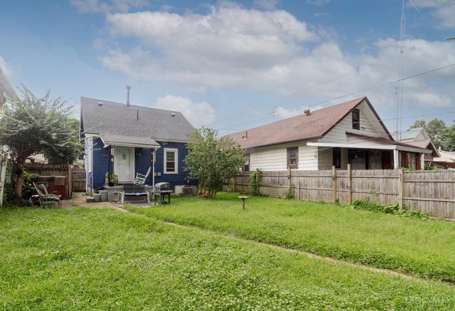 2419 St Charles Avenue, Dayton, OH 45410