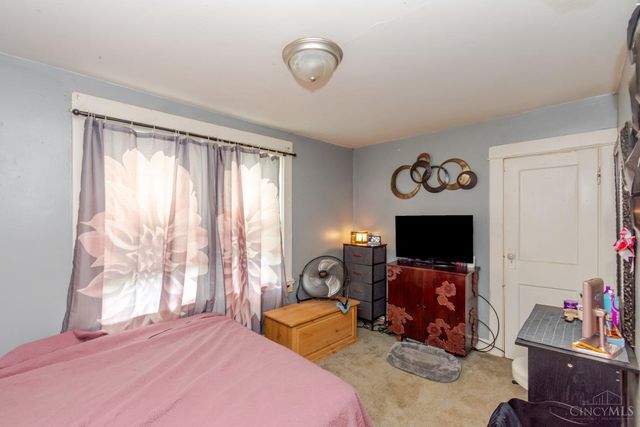 2419 St Charles Avenue, Dayton, OH 45410