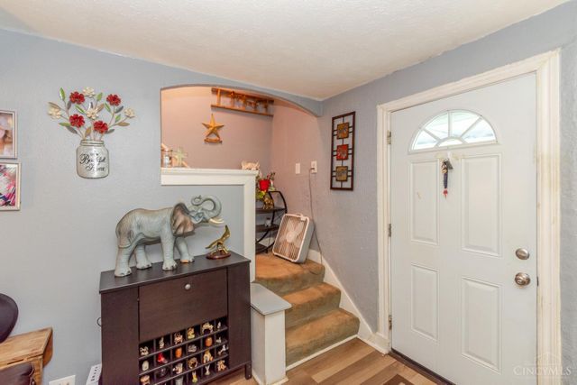 2419 St Charles Avenue, Dayton, OH 45410