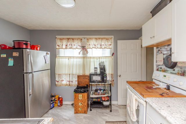 2419 St Charles Avenue, Dayton, OH 45410
