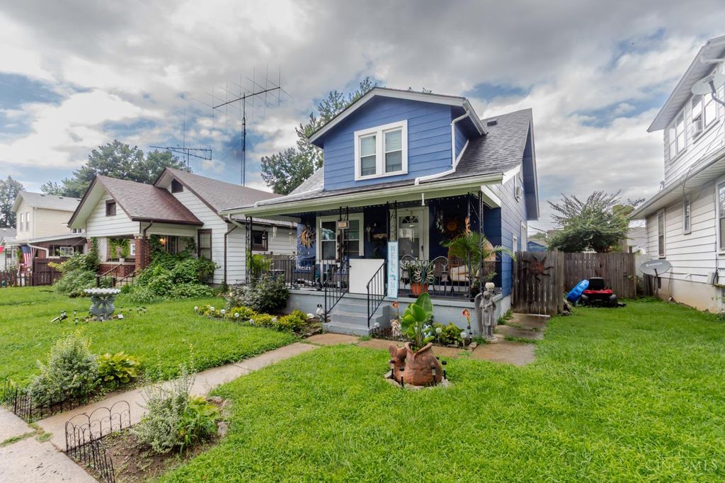 2419 St Charles Avenue, Dayton, OH 45410