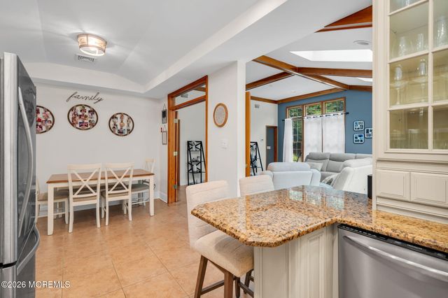 24 Village Lane, Middletown, NJ 07748