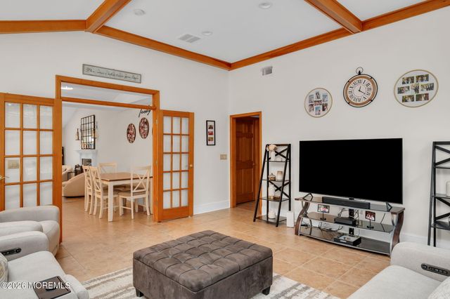 24 Village Lane, Middletown, NJ 07748